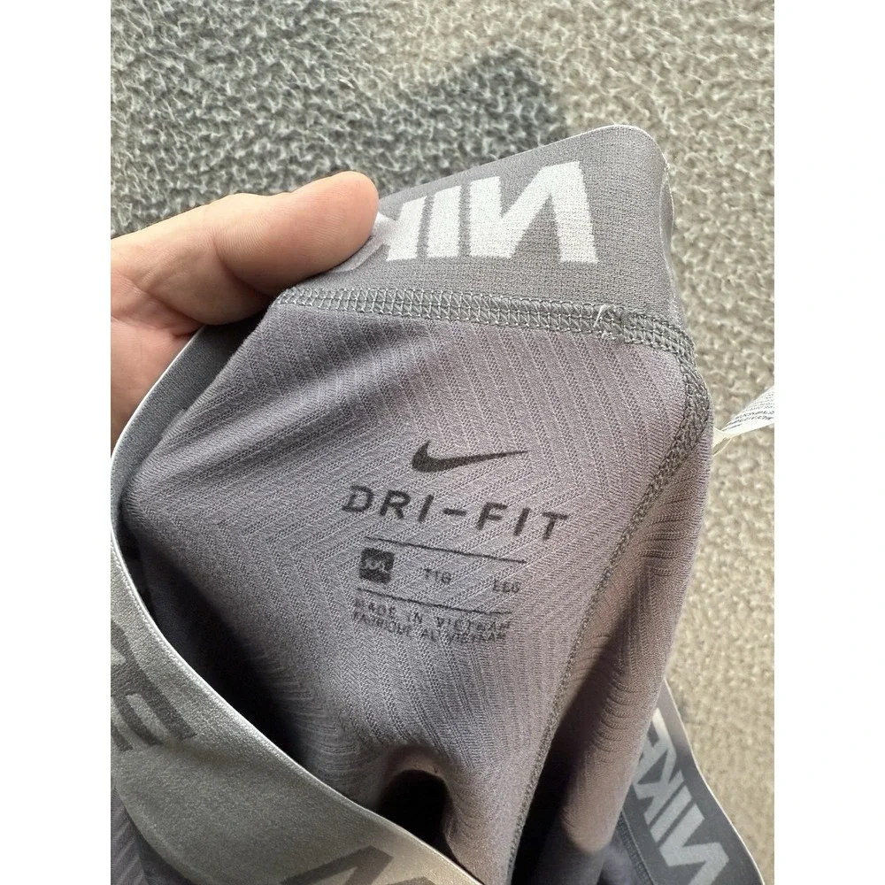 Nike Pants‎ Mens 2XL XXL Gray Chevron Dri Fit Training Tights Running Gym Sports